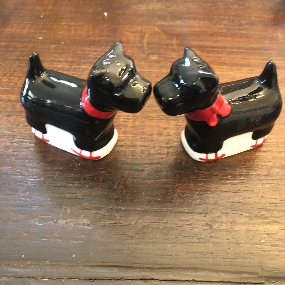 Global Design Connections Schnauzer Salt/Pepper Shakers Butter/Sugar Container